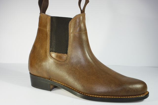 Bota Artesanal em pele