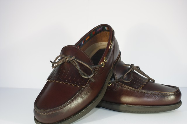 C208F Castanho